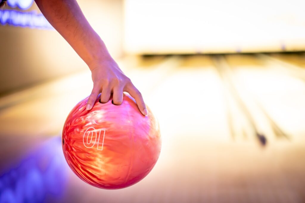 Bowling PINS & PINTS